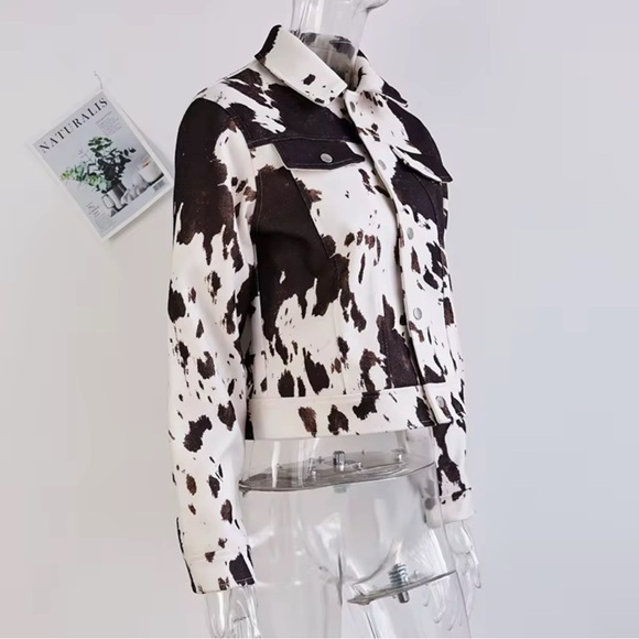 Western Cowhide Look Short Jacket - Picture 5 of 8